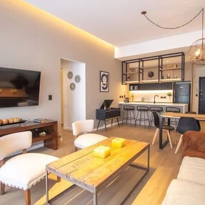 Alquiler de un amplio apartamento de 4 habitaciones con patio privado, 175 m², barrio Palermo, Buenos Aires, Argentina